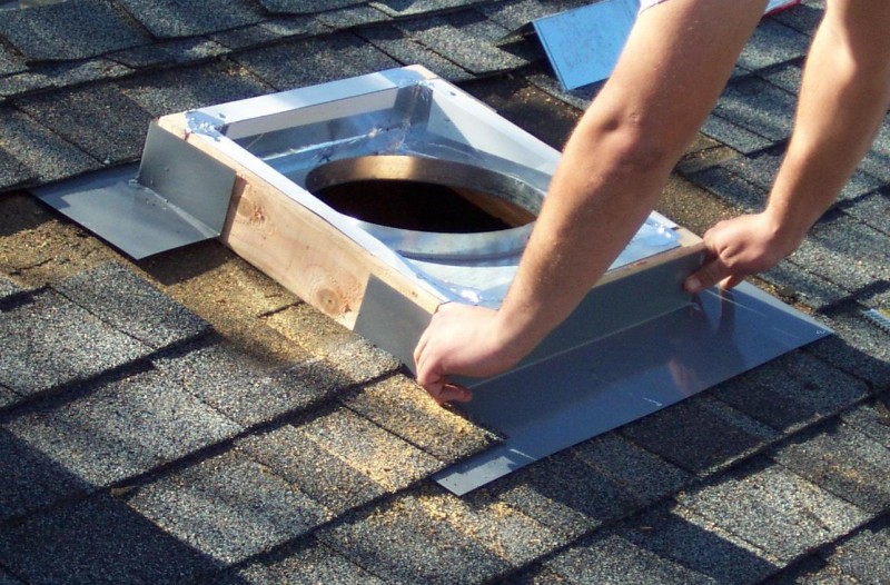 upper and lower skylight flashing cropped