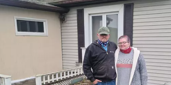 Veteran wins free roof