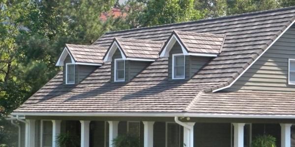 what goes into a metal roof