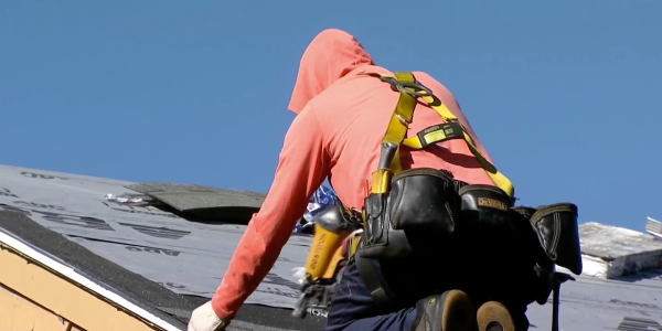 103 year old veteran gifted new roof