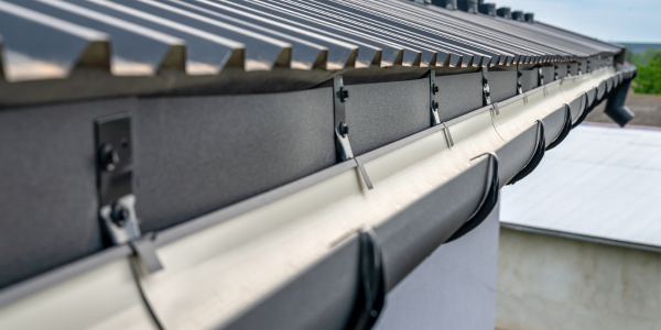 Q&A – Metal Roof Experts - Choosing the best gutters to install